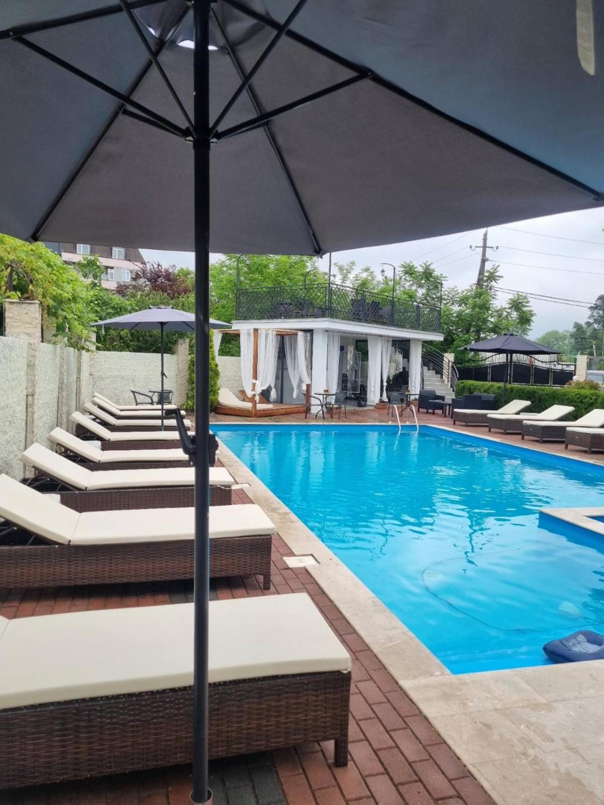 New House Kobuleti Hotel Bagian luar foto