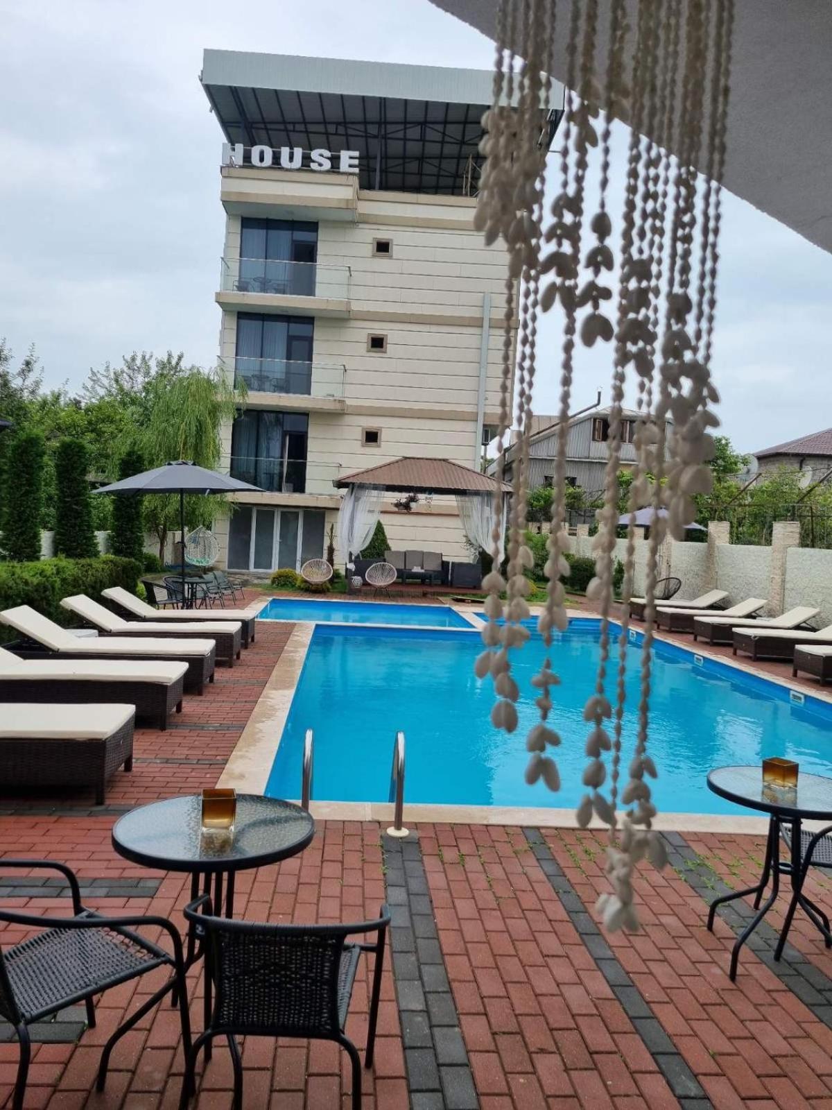 New House Kobuleti Hotel Bagian luar foto