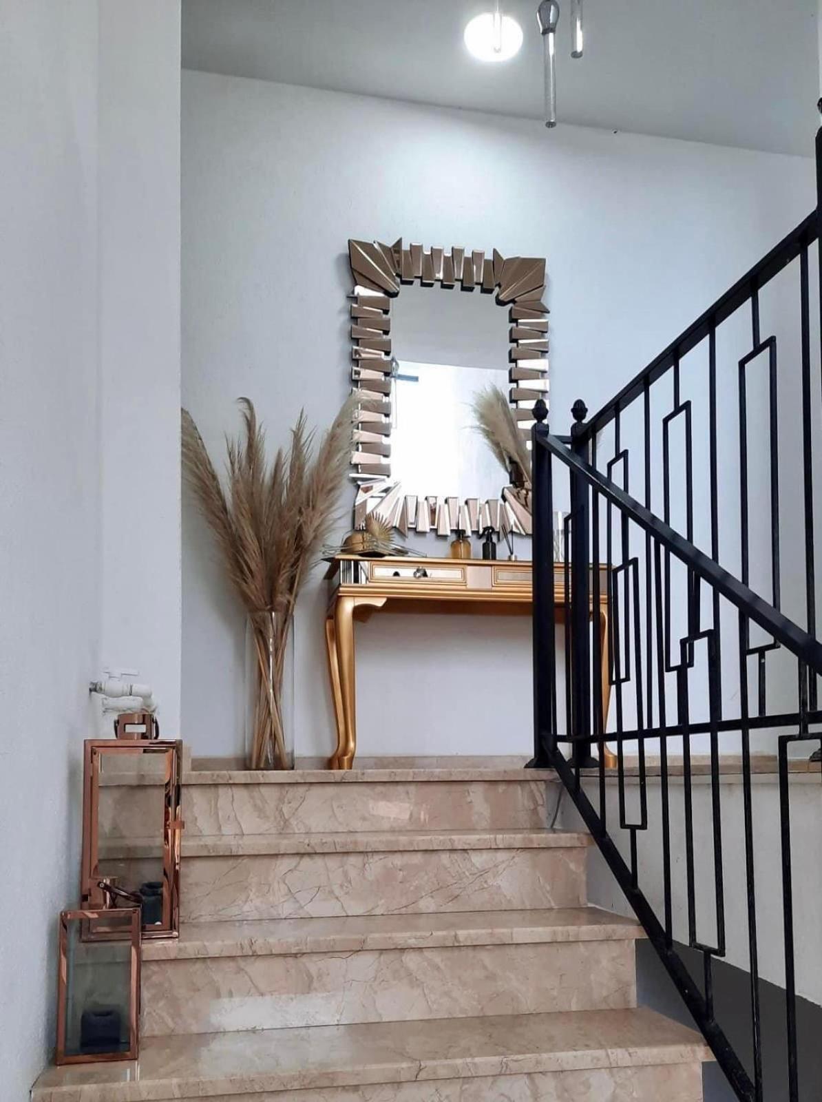 New House Kobuleti Hotel Bagian luar foto
