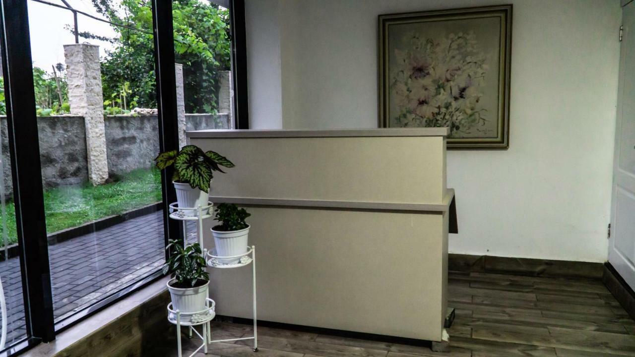 New House Kobuleti Hotel Bagian luar foto