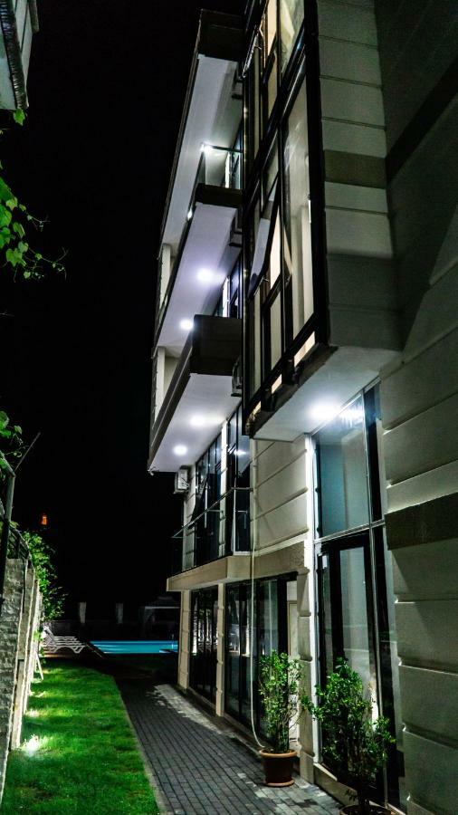 New House Kobuleti Hotel Bagian luar foto